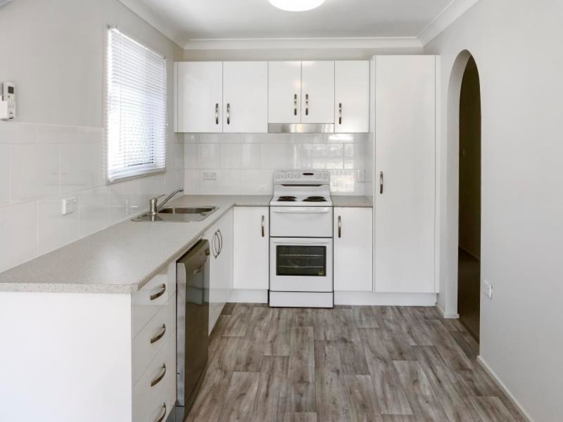 31 Rose Street, Koongal QLD 4701
